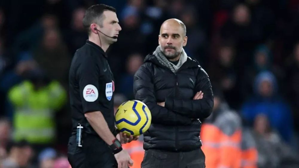  英超历史性判罚，VAR三次改判引争议  